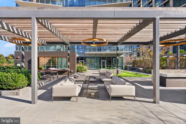 $1,750,000 | 7887 Jones Branch Drive, Unit 1802, McLean, VA 22102