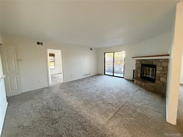 $1,795 | 12043 West Cross Drive, Unit 107, Littleton, CO 80127