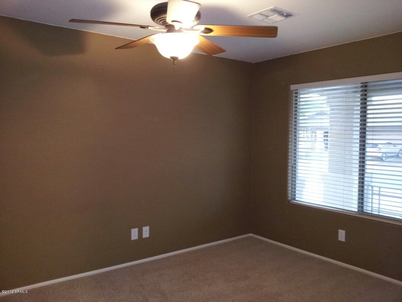 2221 West Peak View Road Phoenix, AZ 85085 - Photo 3 of 6 Office