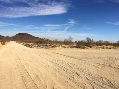9990 West 55th Street Mojave, CA 93501 - Photo 5 of 18 a view of lake view and mountain