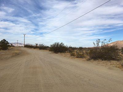 9990 West 55th Street Mojave, CA 93501 - Photo 6 of 18 a view of lake view and mountain view