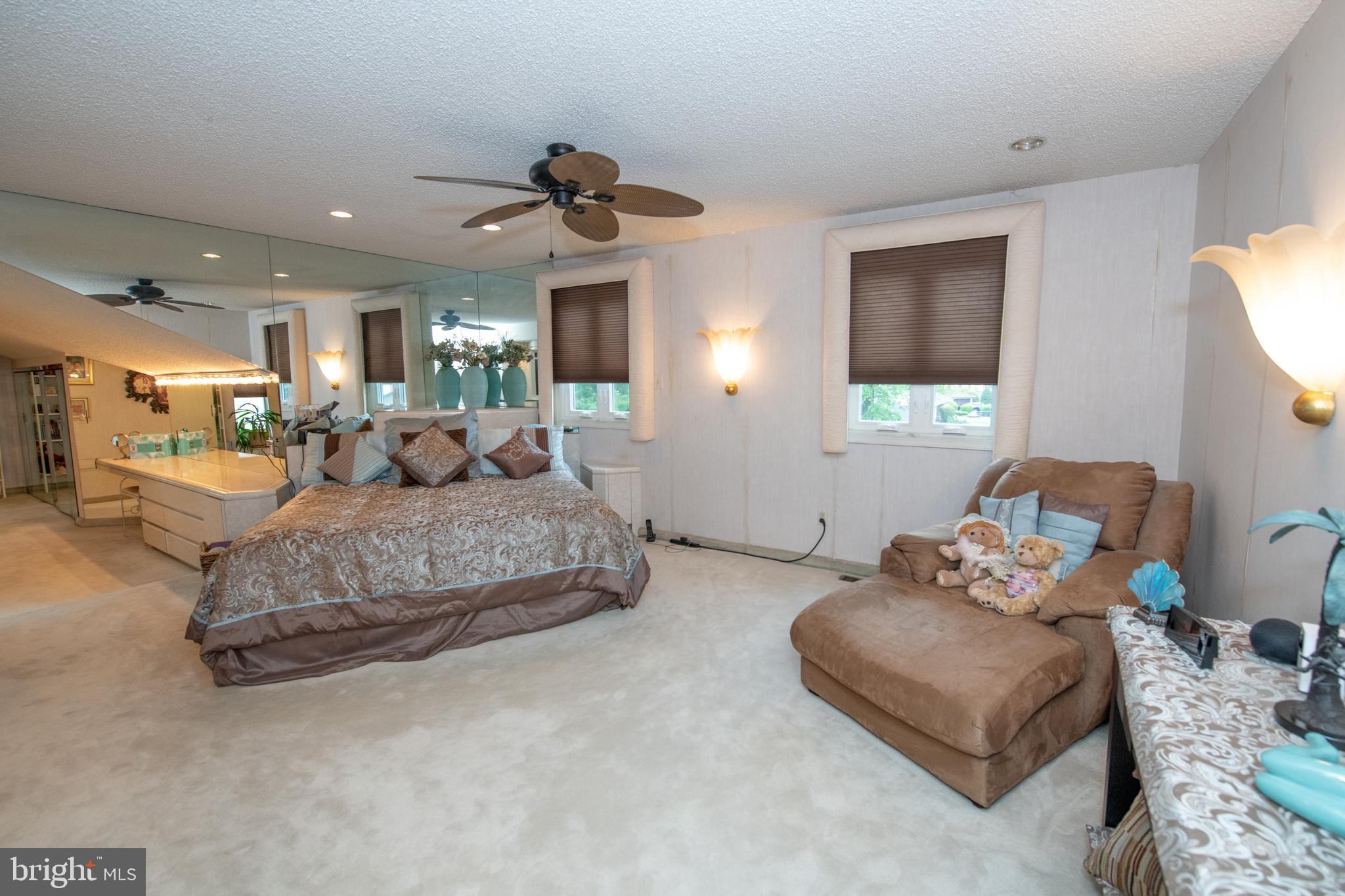 94 Spring Flower Court Huntingdon Valley, PA 19006 - Photo 21 of 46 Primary Bedroom