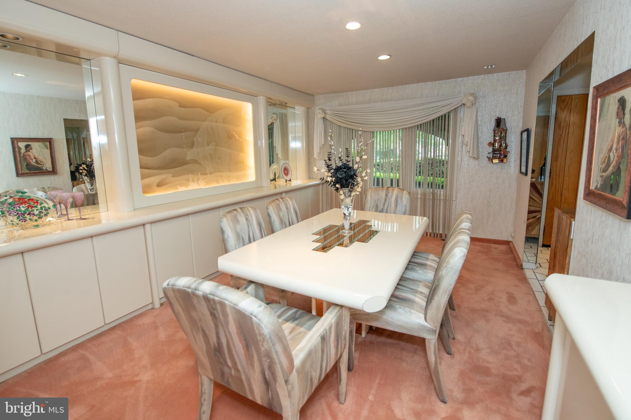 94 Spring Flower Court Huntingdon Valley, PA 19006 - Photo 7 of 46 Dining Room