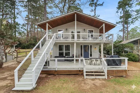 $449,000 | 21 Red Bird Lane, Coldspring, TX 77331