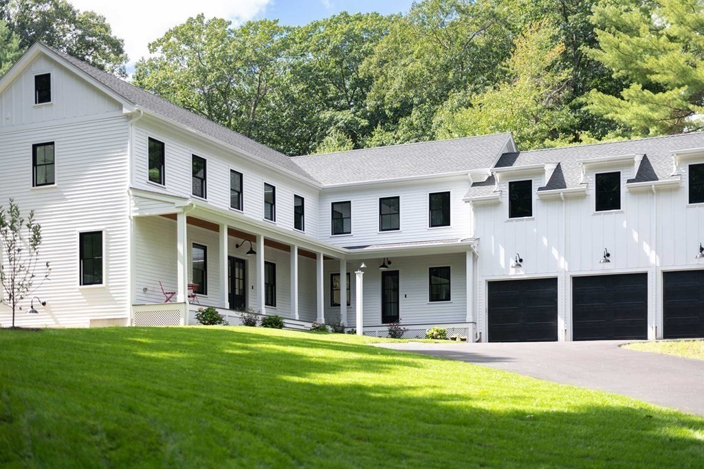 60 Old Road Weston, MA 02493 - Photo 3 of 42