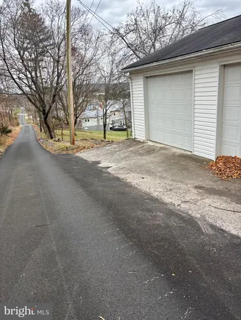 a view of a room with an empty room