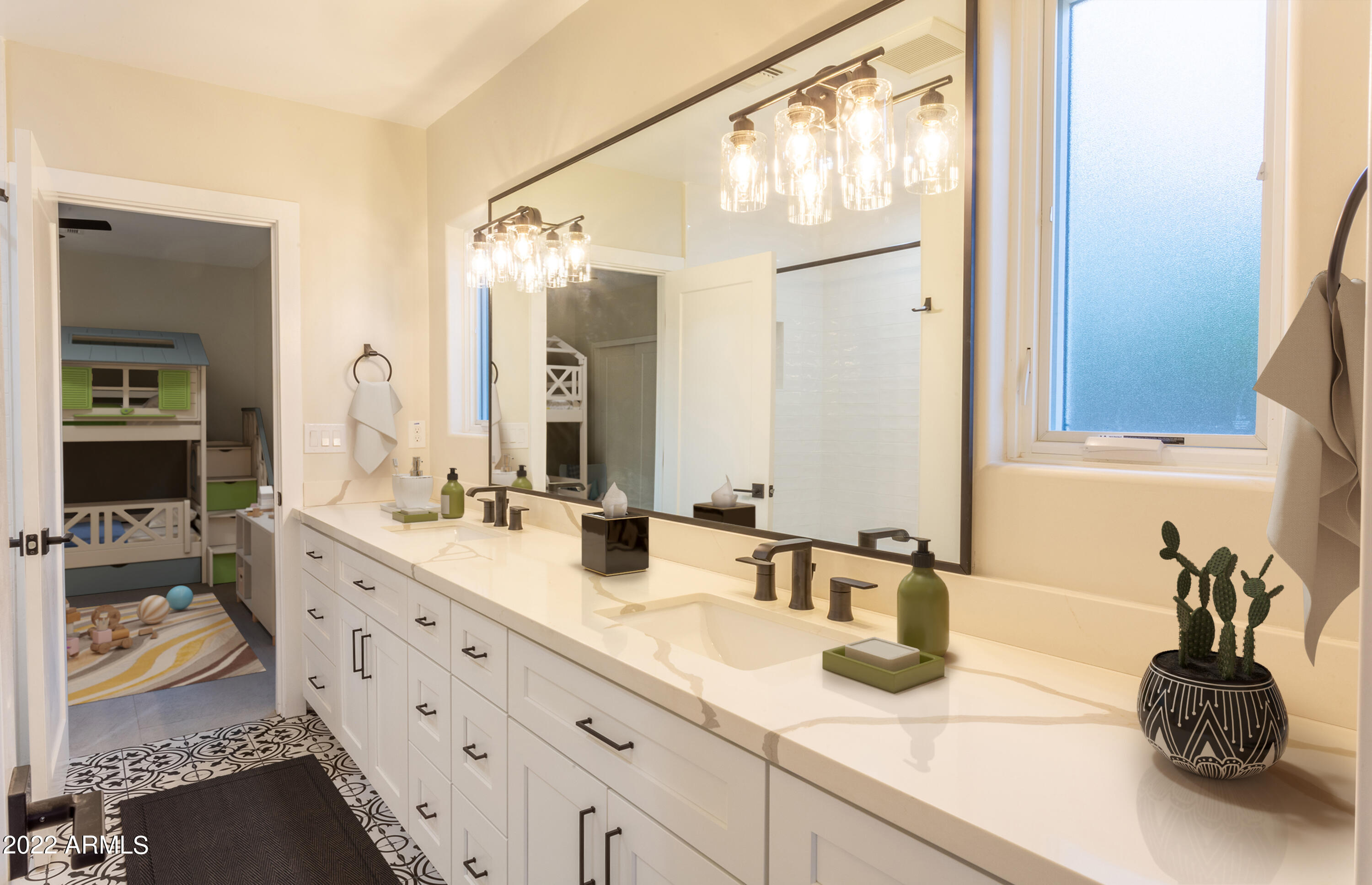 710 West Coronado Road Phoenix, AZ 85007 - Photo 19 of 23 Virtually Staged Jack & Jill Bathroom