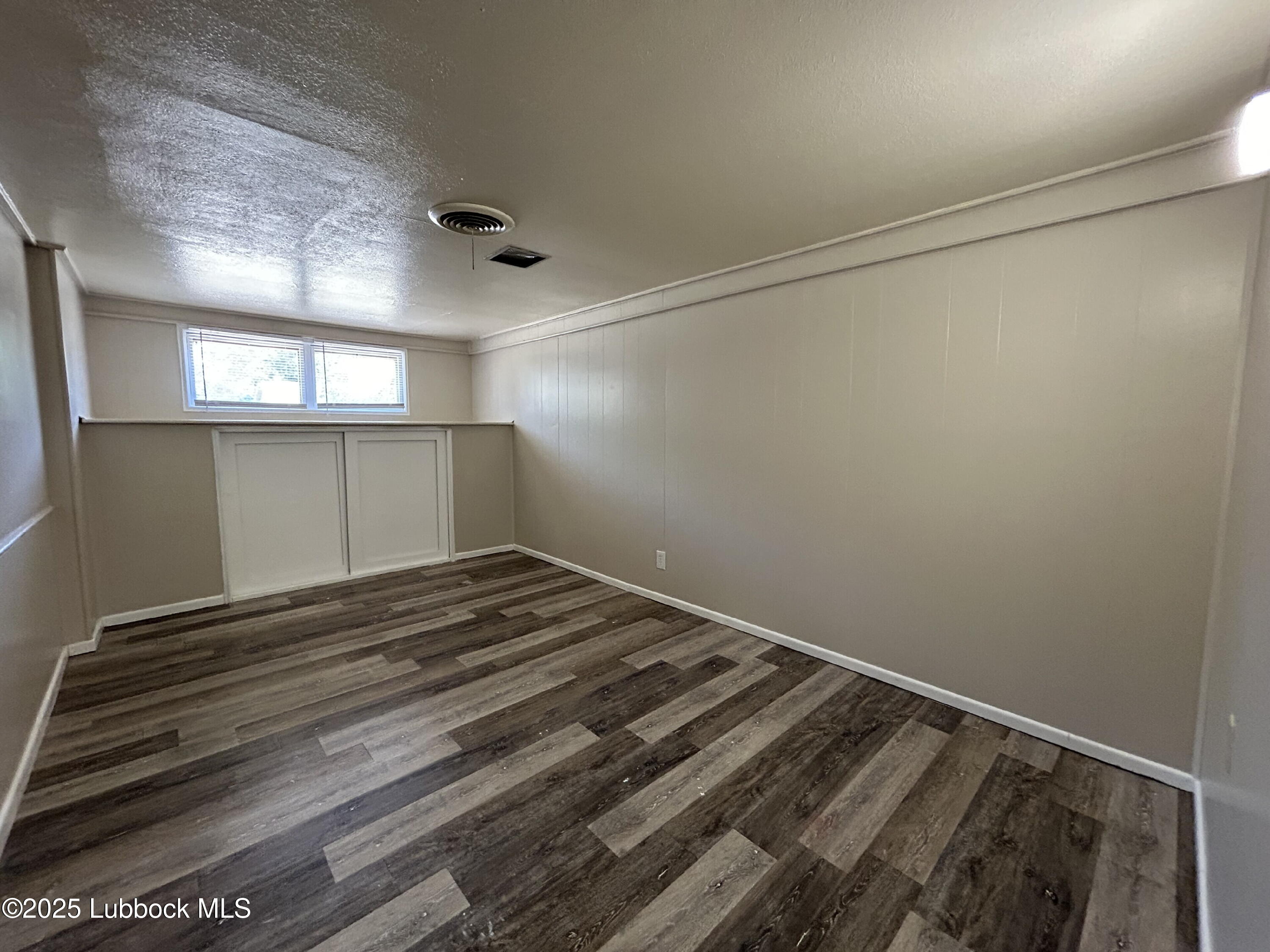 3004 30th Street Lubbock, TX 79410 - Photo 6 of 15 IMG_7176