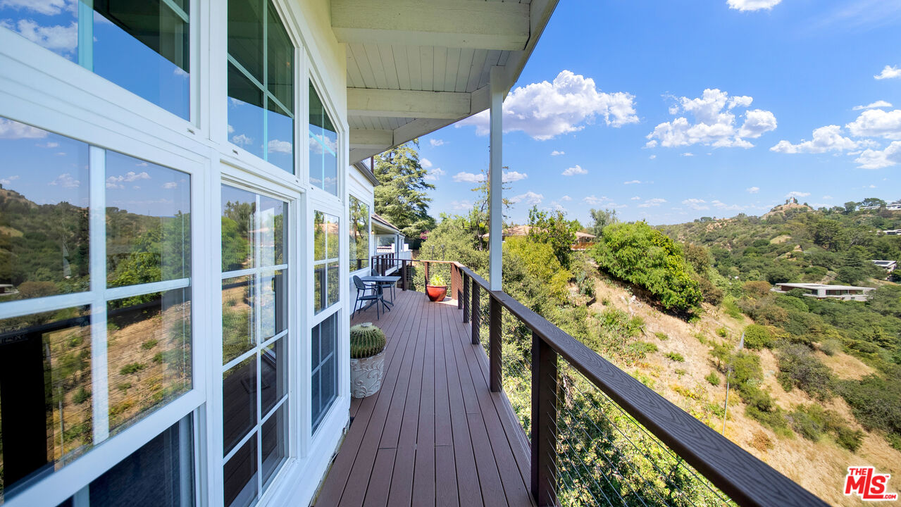 2312 Kimridge Road Beverly Hills, CA 90210 - Photo 28 of 60