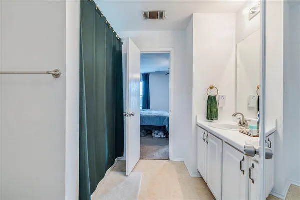 $299,900 | 148 Buttercup Way, Kyle, TX 78640