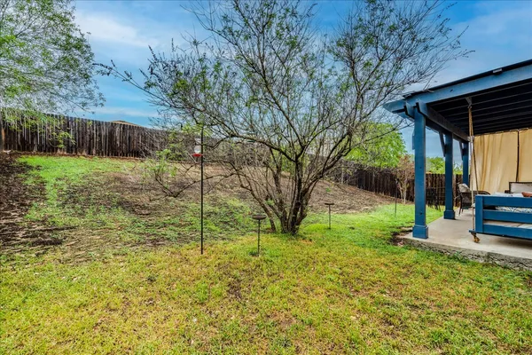 $299,900 | 148 Buttercup Way, Kyle, TX 78640