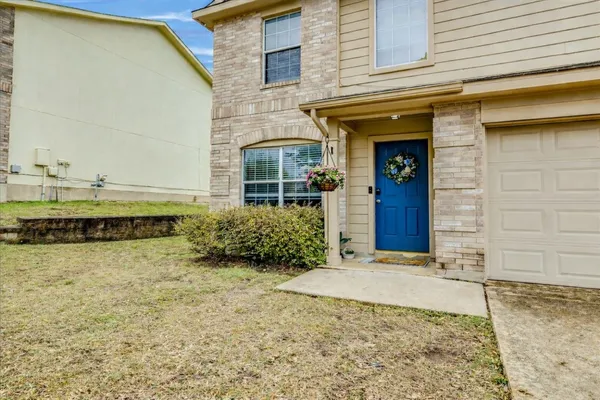 $299,900 | 148 Buttercup Way, Kyle, TX 78640