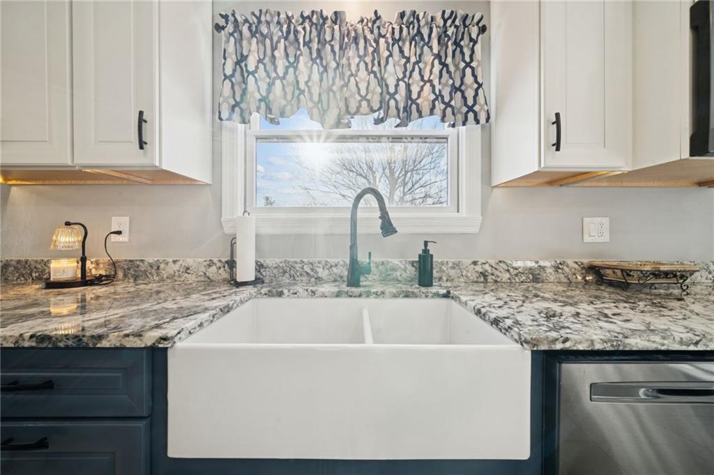 68 Barnhart Road Greensburg, PA 15601 - Photo 8 of 47