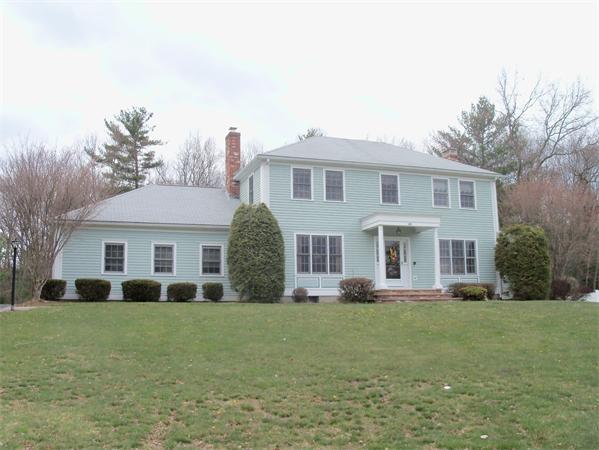 46 Spruce Road North Reading, MA 01864 - Photo 2 of 14 Gallery Image 2