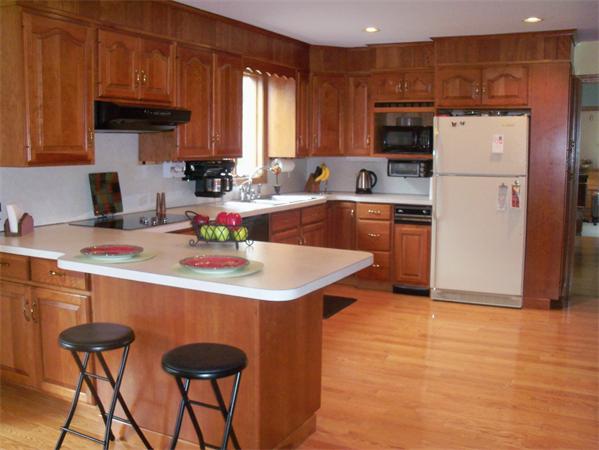 46 Spruce Road North Reading, MA 01864 - Photo 6 of 14 Gallery Image 6
