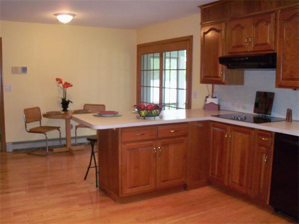 46 Spruce Road North Reading, MA 01864 - Photo 7 of 14 Gallery Image 7