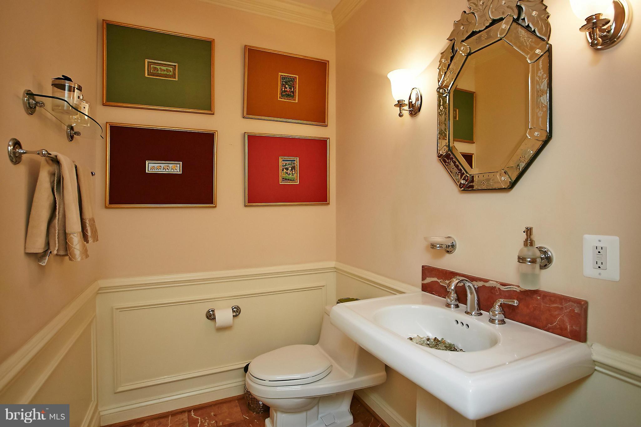 7700 Bells Mill Road Bethesda, MD 20817 - Photo 17 of 29 Powder Room