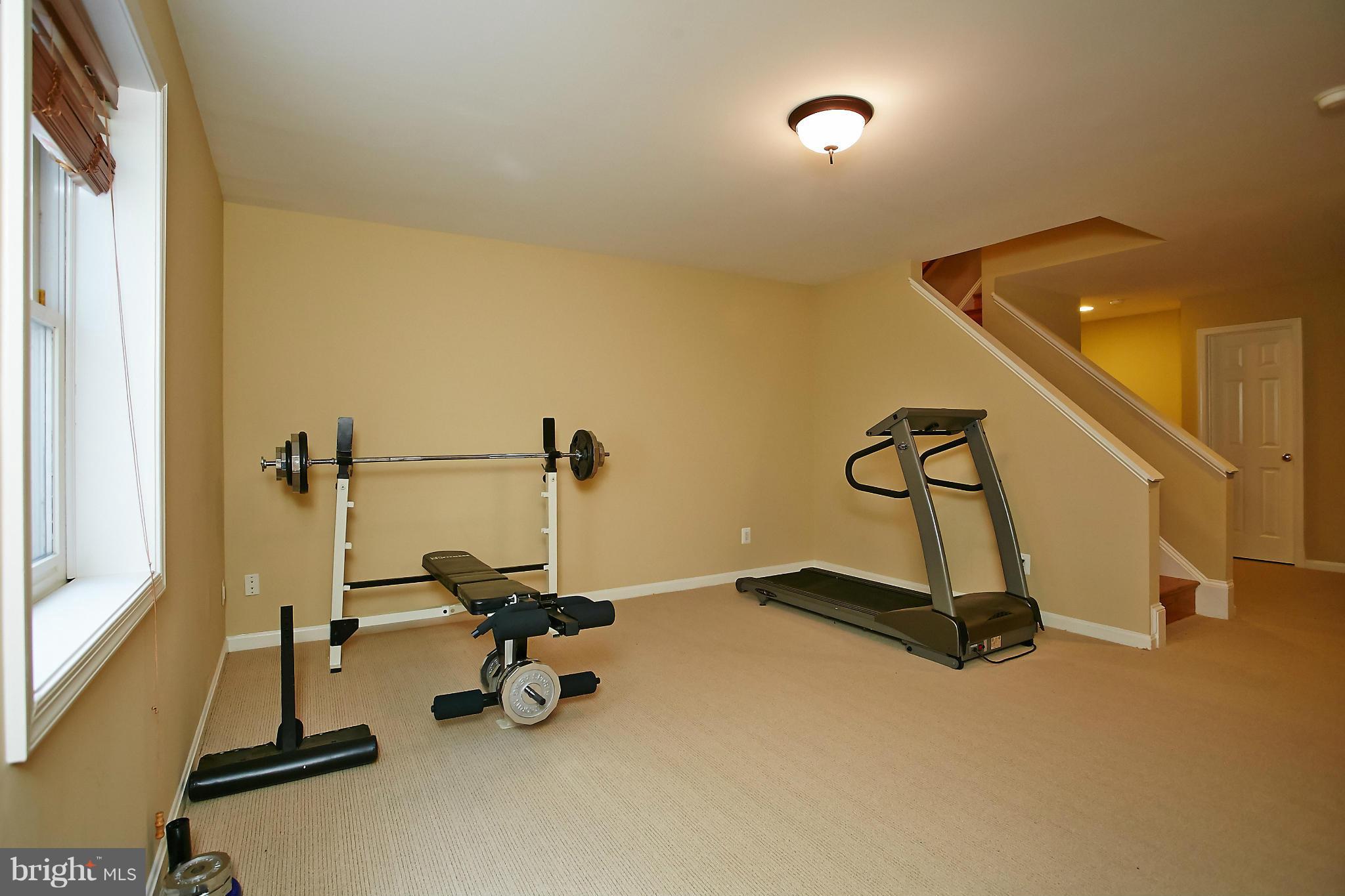7700 Bells Mill Road Bethesda, MD 20817 - Photo 26 of 29 Exercise room