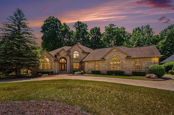 $659,900 | 11684 Majestic Court, Utica, MI 48315