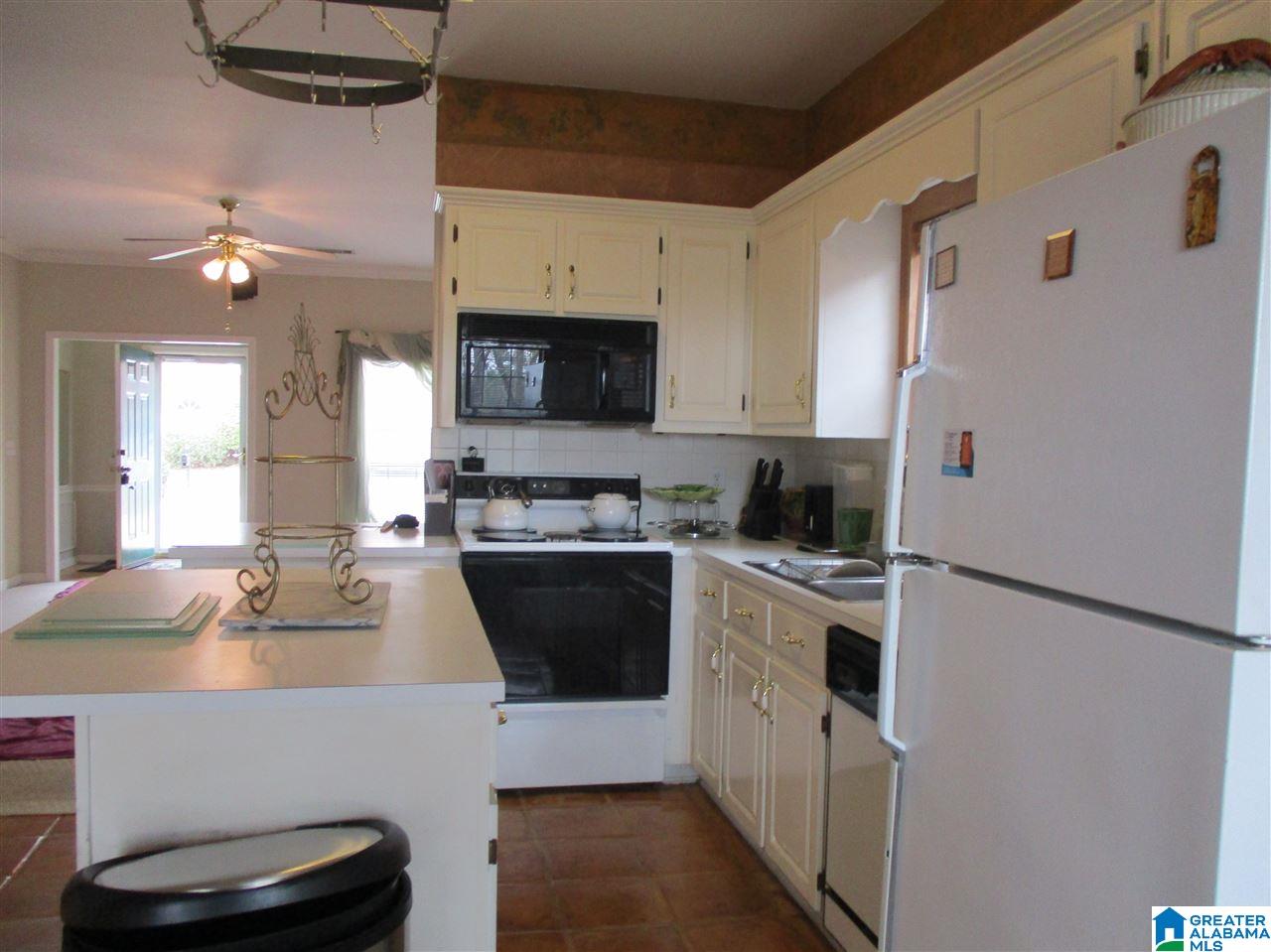 228 Cambrian Ridge Trail Pelham, AL 35124 - Photo 9 of 22