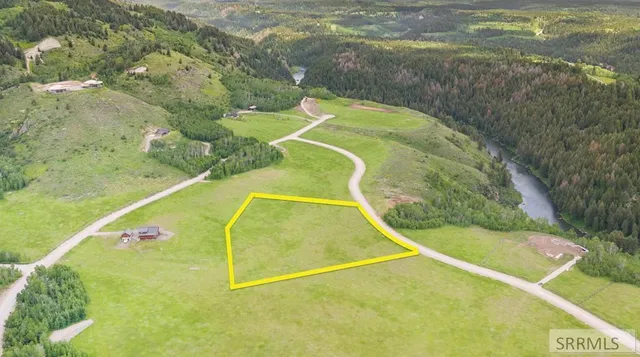 $199,000 | 1641 Royal Coachman Drive, Ashton, ID 83420