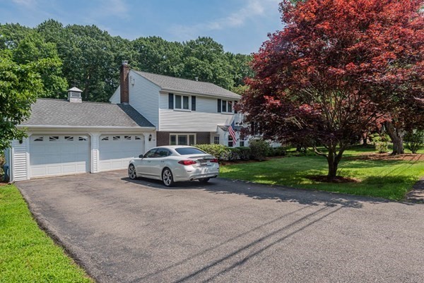 170 Pilgrim Road Braintree, MA 02184 - Photo 3 of 36 Gallery Image 3