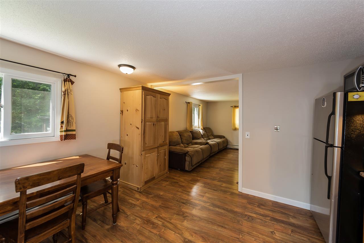 219 Bog Road Concord, NH 03303 - Photo 4 of 32