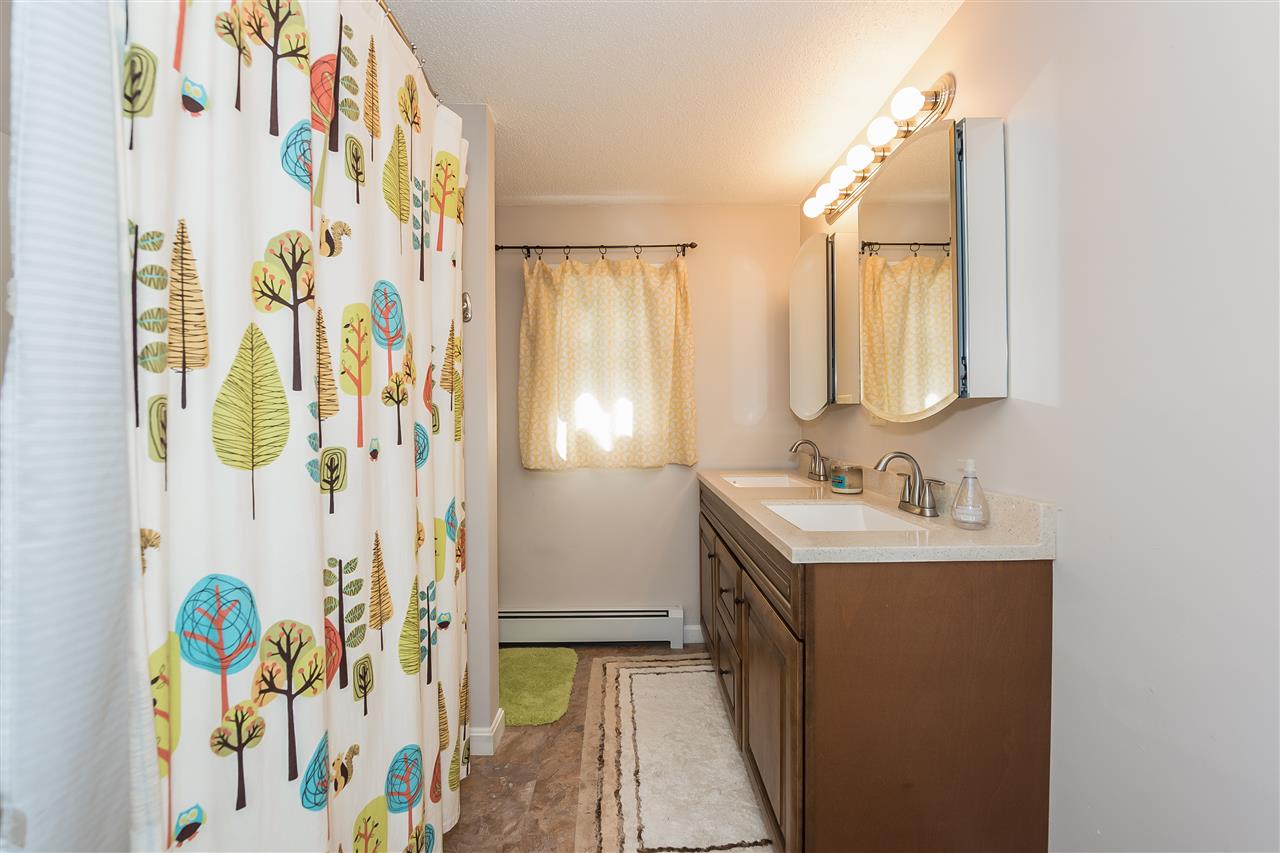 219 Bog Road Concord, NH 03303 - Photo 9 of 32