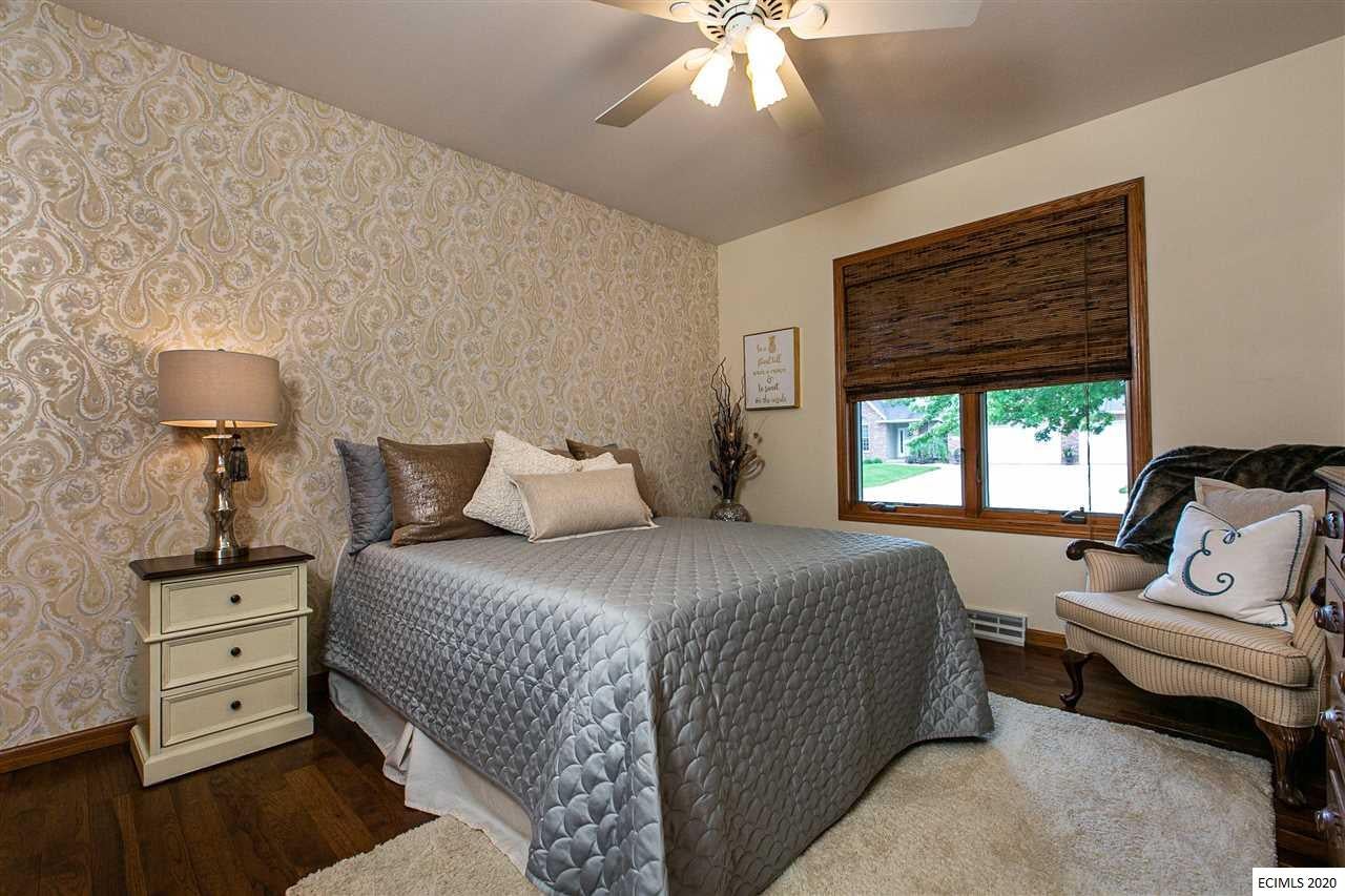 2333 Antler Ridge Drive Dubuque, IA 52002 - Photo 23 of 43 Gallery Image 23
