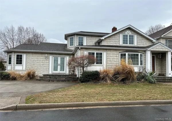 $975,000 | 45 Richard Avenue, North Merrick, NY 11566