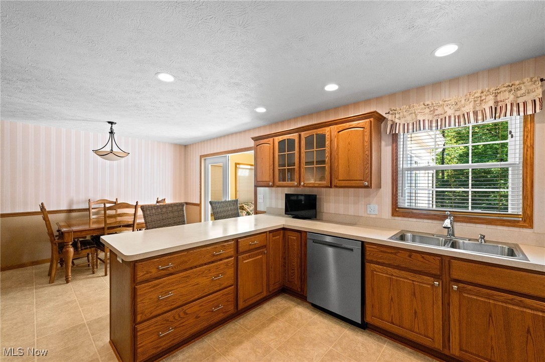 9755 Ridgeview Trail Mentor, OH 44060 - Photo 9 of 41 Gallery Image 9