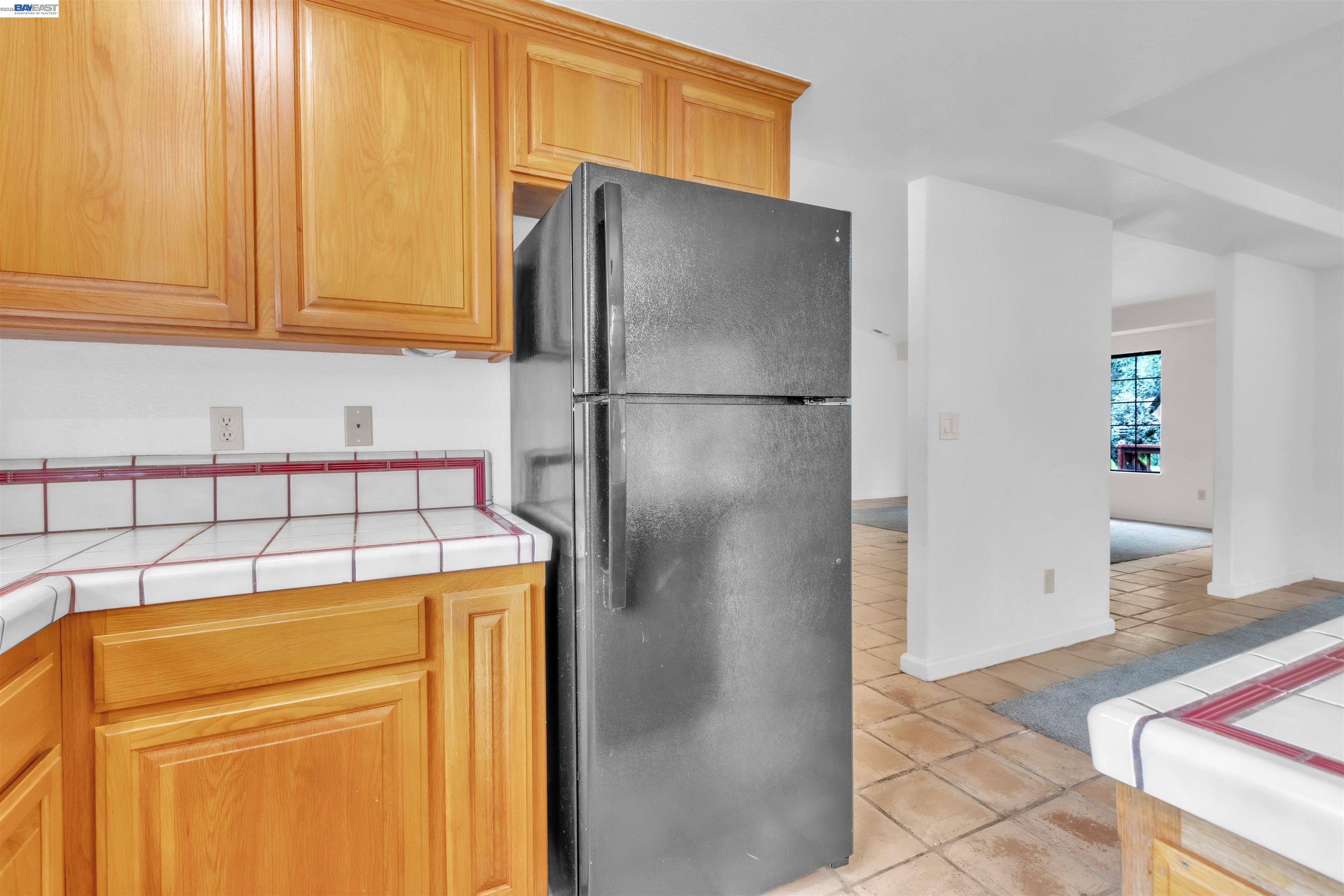 3665 Illinois Avenue Corning, CA 96021 - Photo 20 of 54 a utility room with dryer and washer