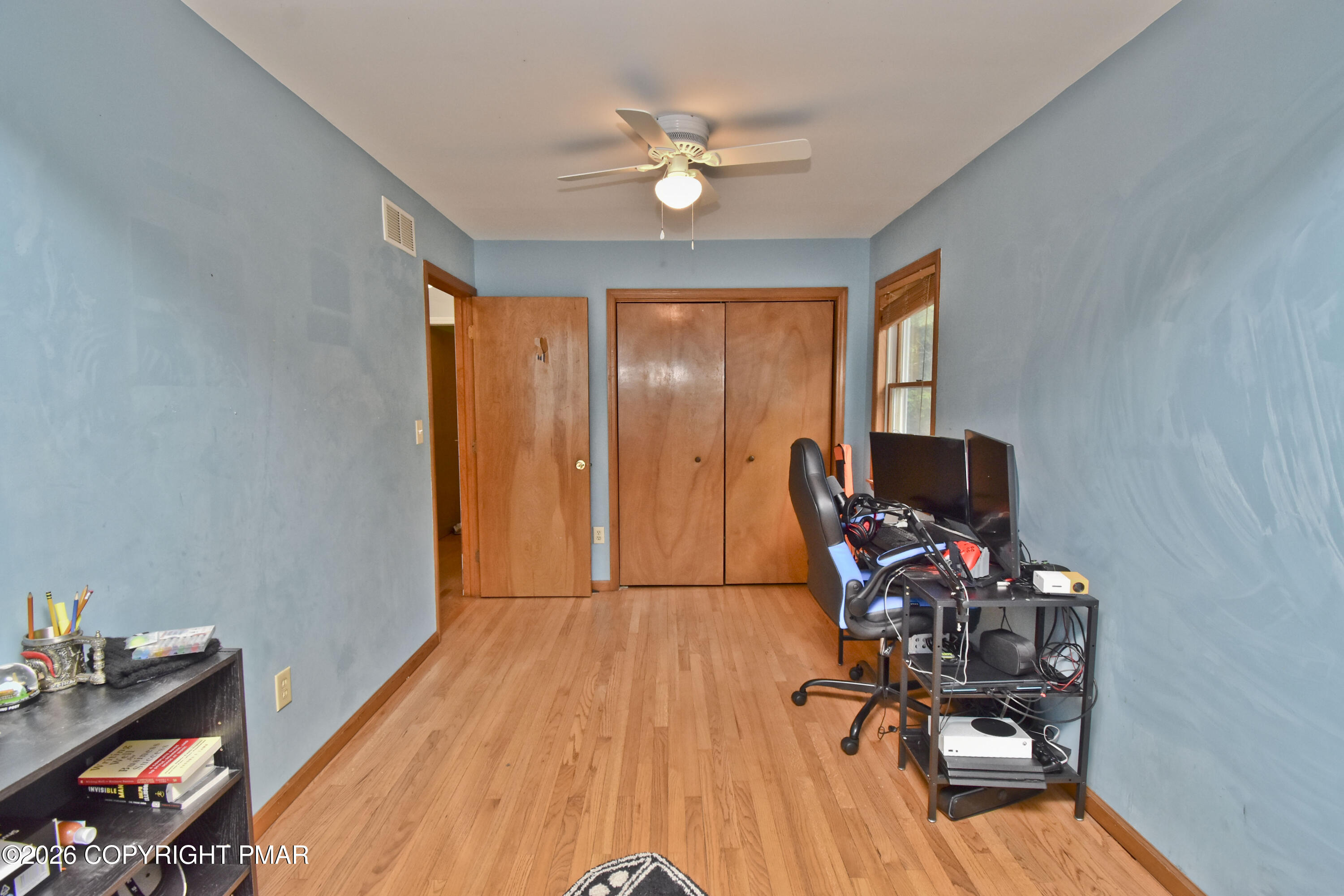 320 Ramble Bush Road Stroudsburg, PA 18360 - Photo 27 of 56 8 3rd Bed (3)