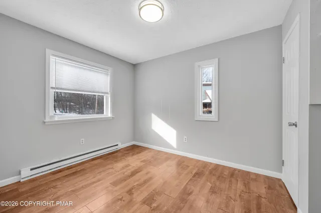 a view of empty room with window