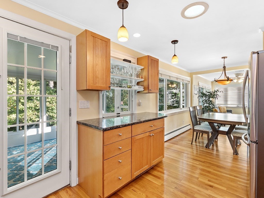 40 Augustus Road Waltham, MA 02452 - Photo 11 of 40 Gallery Image 11