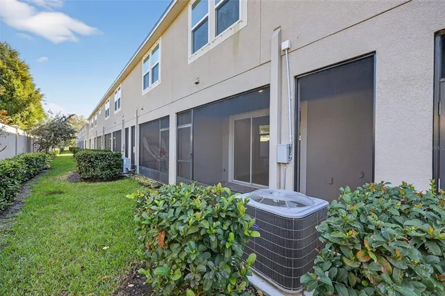 $359,900 | 6050 Grand Sonata Avenue, Lutz, FL 33558