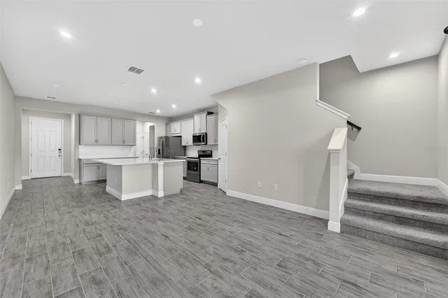 $359,900 | 6050 Grand Sonata Avenue, Lutz, FL 33558