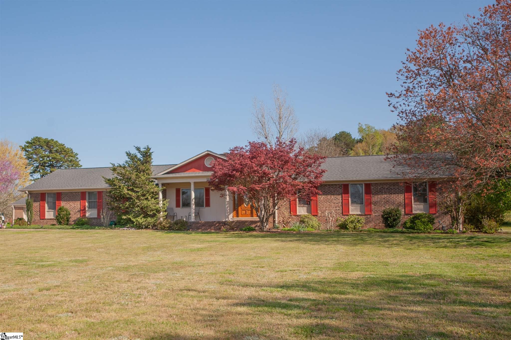 112 Country Lakes Road Easley, SC 29642 - Photo 1 of 36 Gallery Image 1