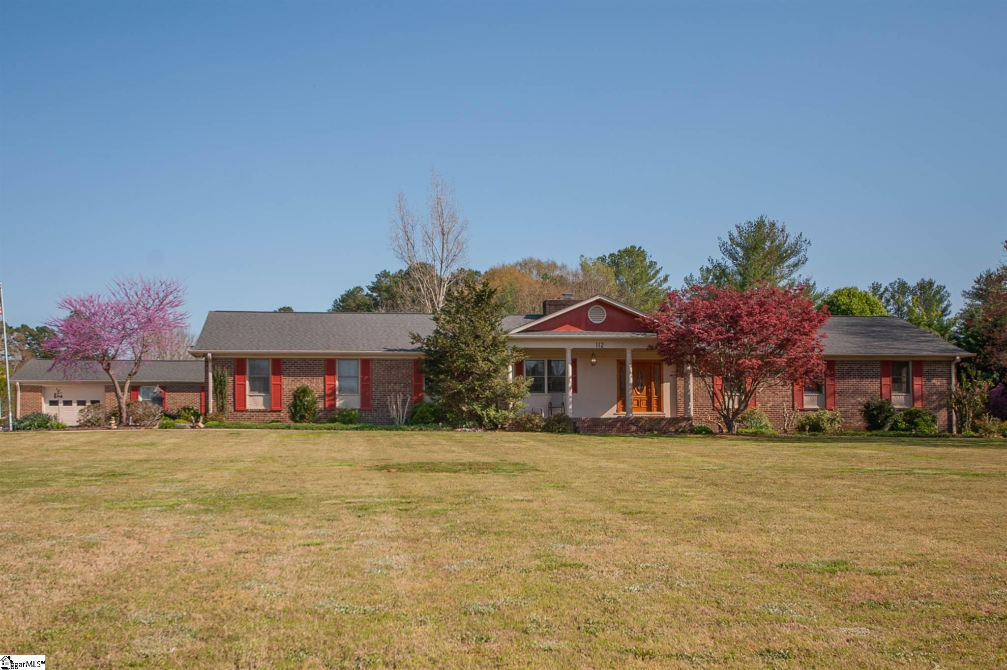 112 Country Lakes Road Easley, SC 29642 - Photo 3 of 36 Gallery Image 3