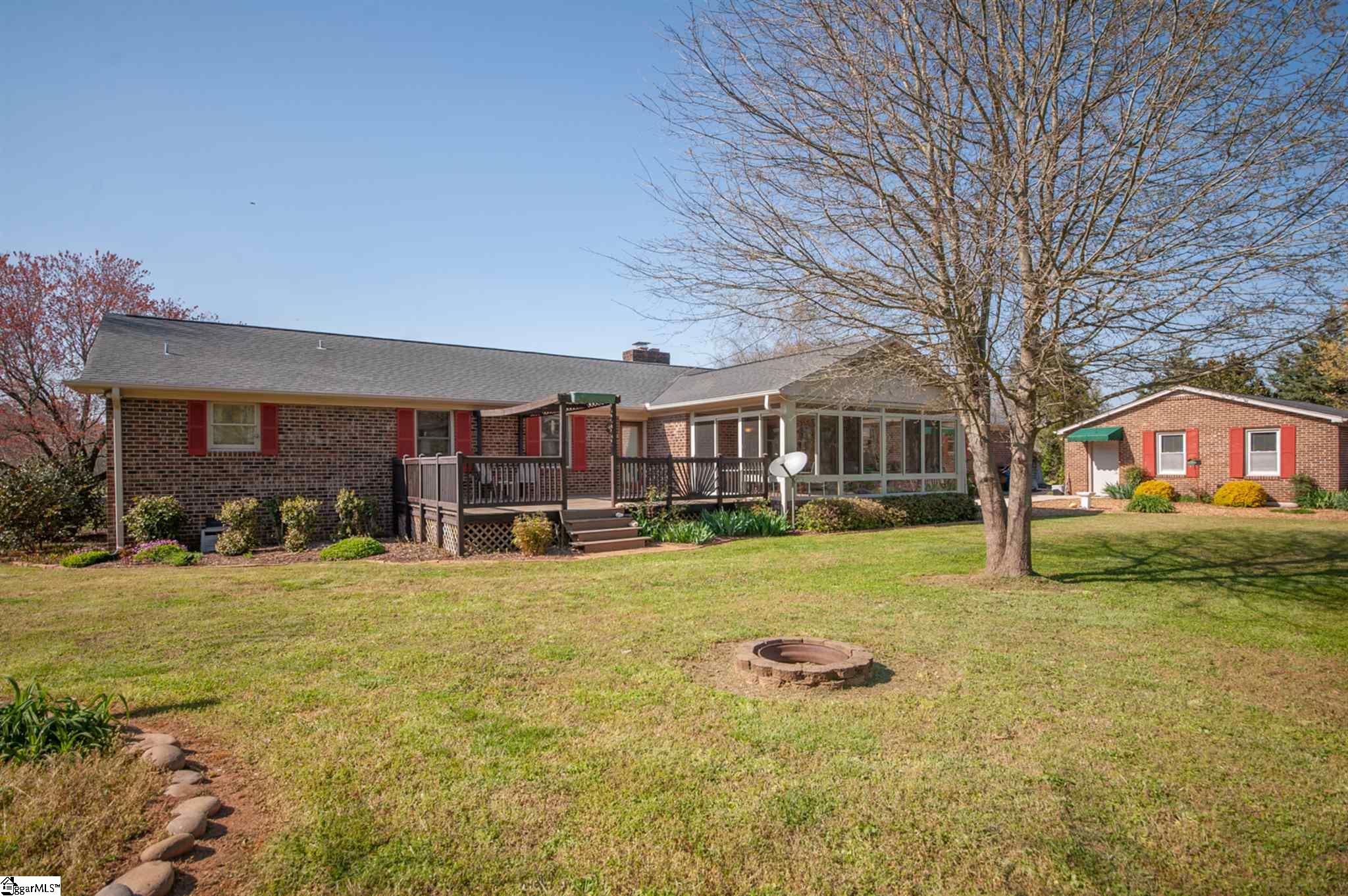 112 Country Lakes Road Easley, SC 29642 - Photo 30 of 36 Gallery Image 30