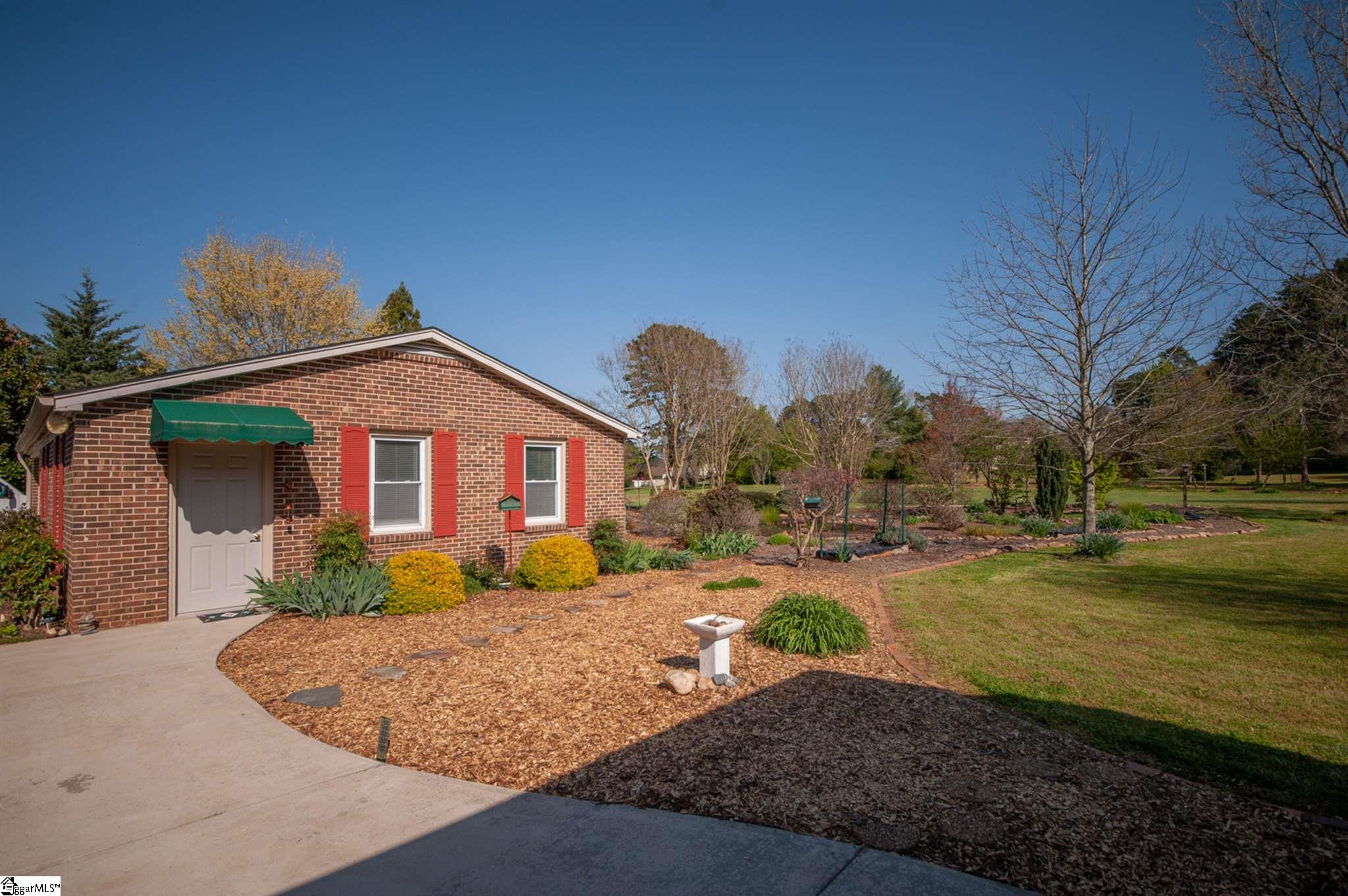 112 Country Lakes Road Easley, SC 29642 - Photo 33 of 36 Gallery Image 33