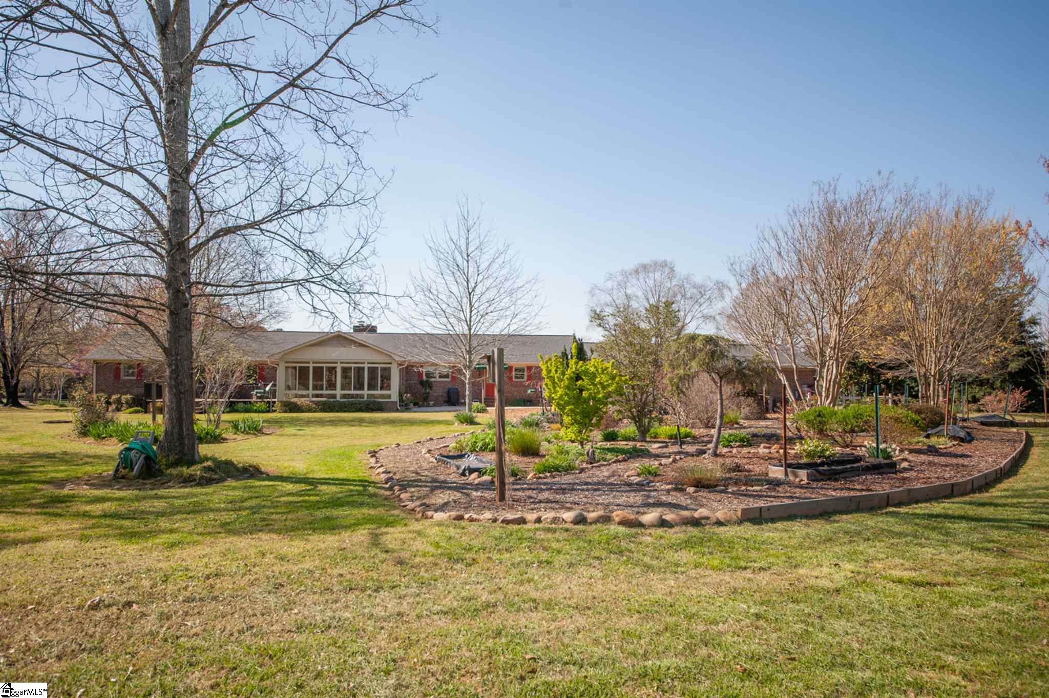 112 Country Lakes Road Easley, SC 29642 - Photo 35 of 36 Gallery Image 35