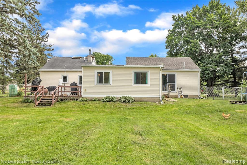 8112 Beecher Road Flushing, MI 48433 - Photo 35 of 59