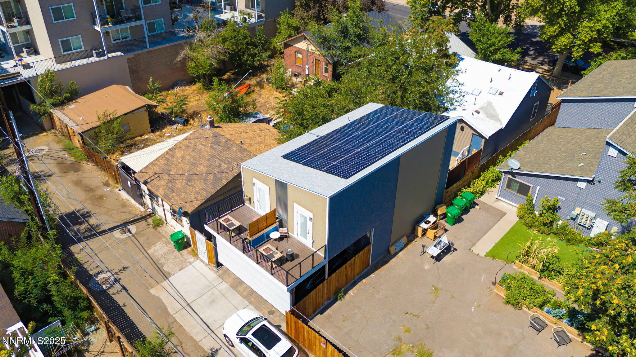 442 East 7th Street, Unit 1 & 2 Reno, NV 89512 - Photo 30 of 58 18-DJI_20250908123957_0010_D-Edit