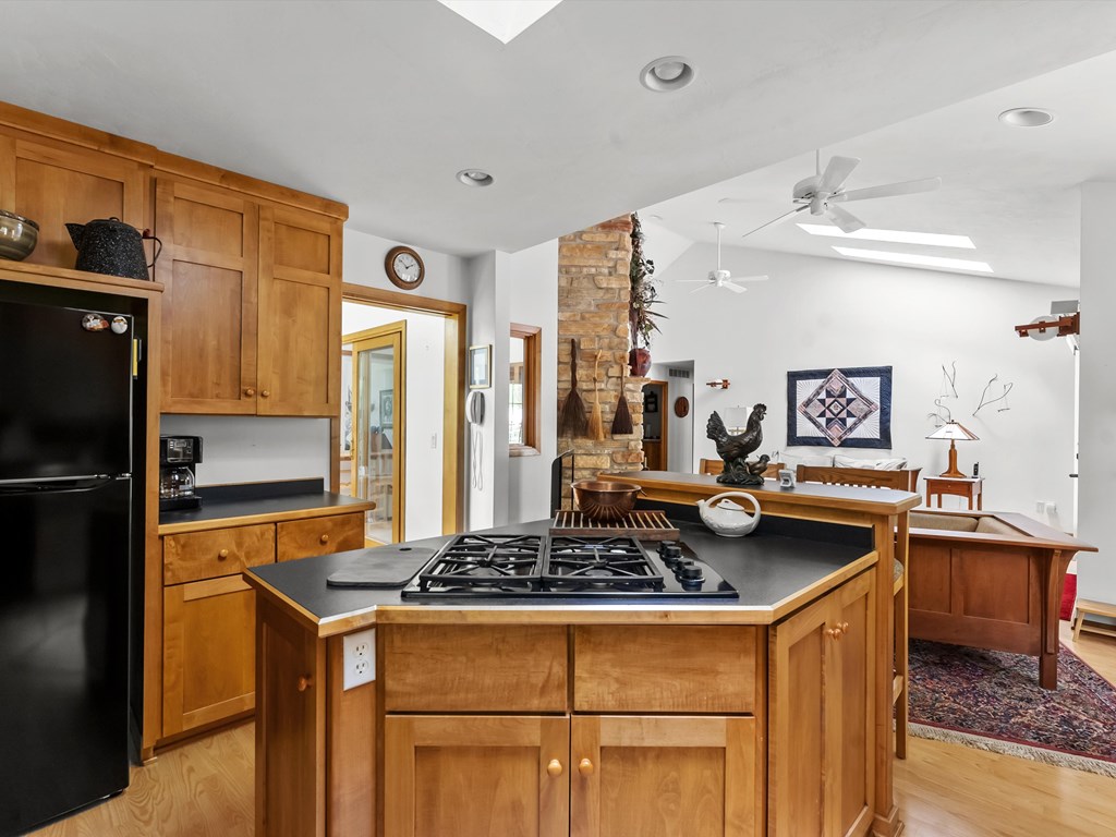 5361 East Pine Tree Road Sturgeon Bay, WI 54235 - Photo 13 of 52