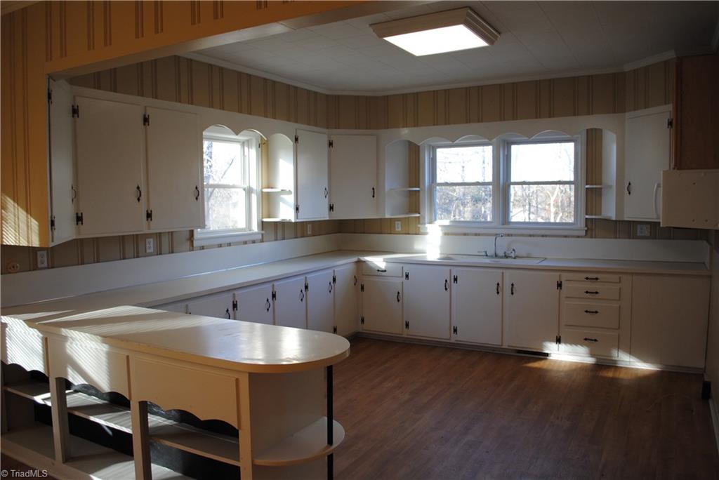 2374 Swepsonville Road Graham, NC 27253 - Photo 2 of 27 Kitchen
