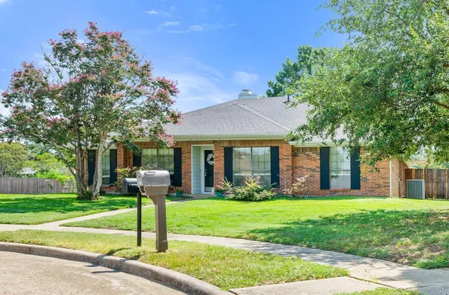 $375,000 | 1801 Longmont Place, Richardson, TX 75081