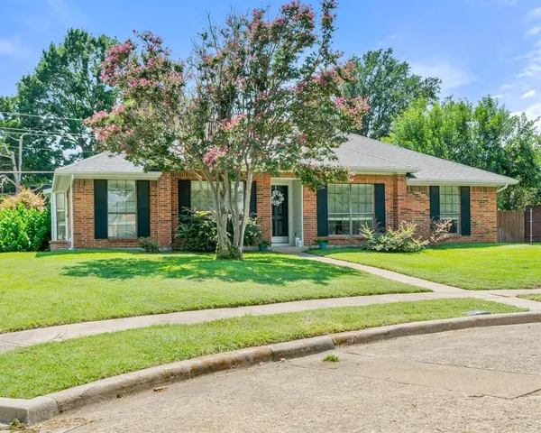 $375,000 | 1801 Longmont Place, Richardson, TX 75081