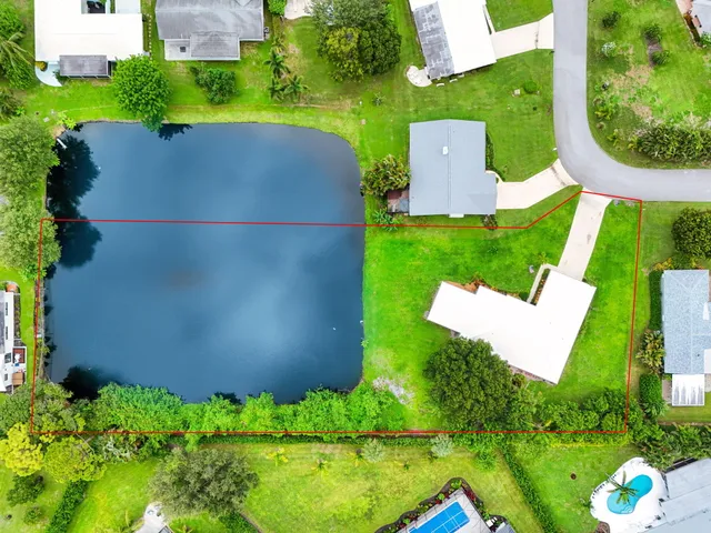 $699,000 | 9472 Southeast Little Club Way South, Jupiter, FL 33469