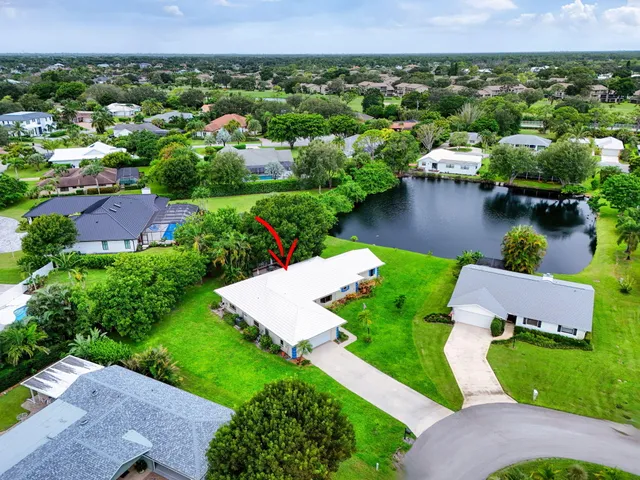 $699,000 | 9472 Southeast Little Club Way South, Jupiter, FL 33469